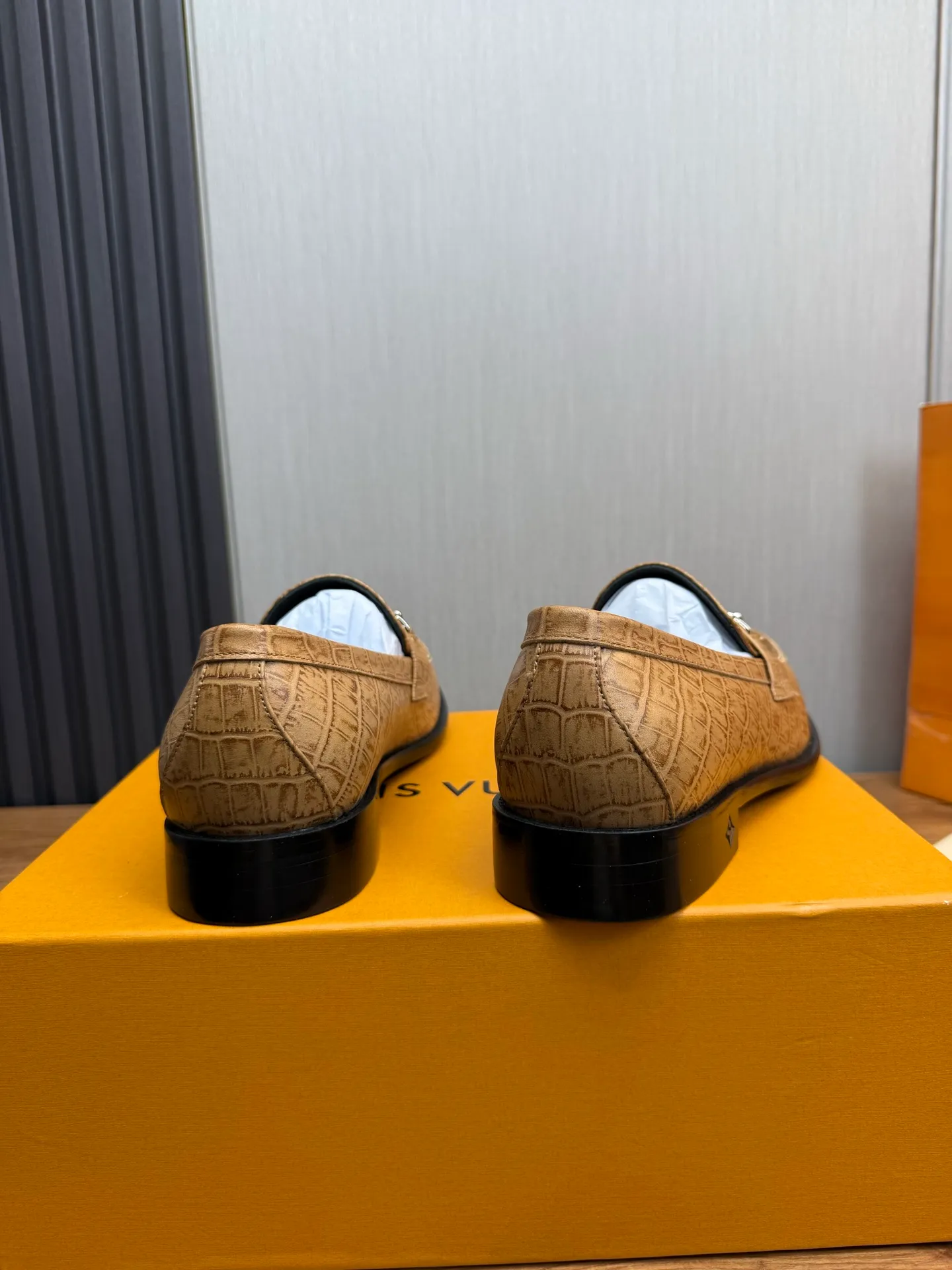 Factory 680💰 LV. Men's business casual leather shoes, all made of imported original brand leather, just to create a more comfortable wearing experience, original non-slip and wear-resistant outsole ✔️16-45 (38.45 non-returnable)